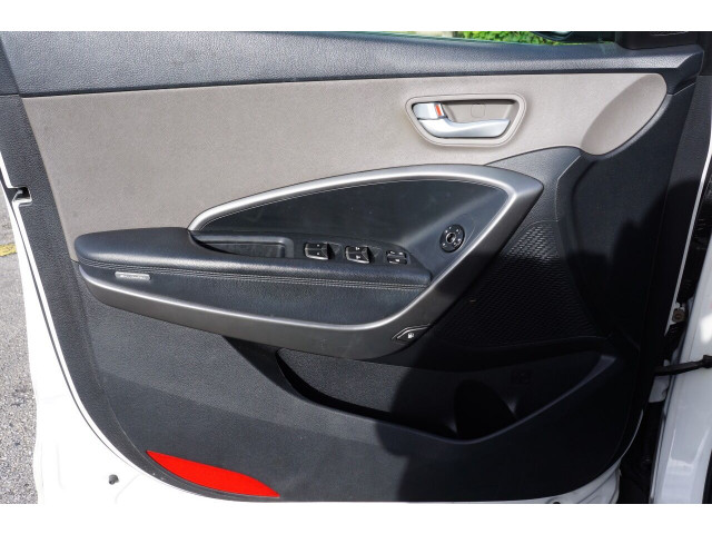 2015 Hyundai Santa Fe GLS SUV -  - Image 17