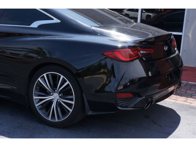 2019 Infiniti Q60 3.0T Luxe Coupe - 231694JC - Image 11