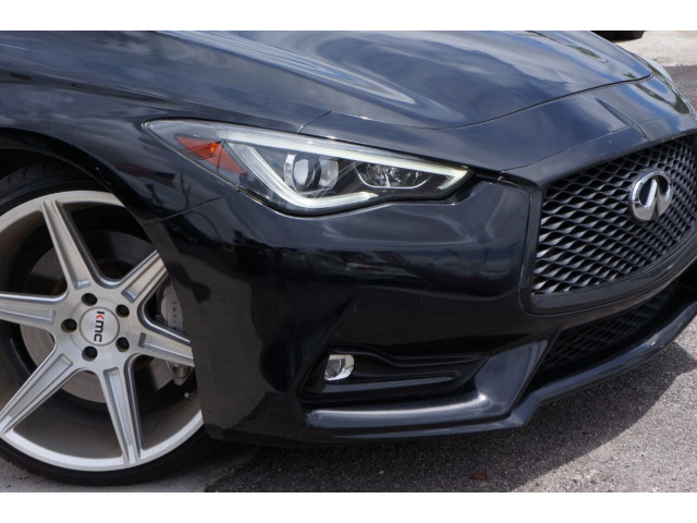 2018 Infiniti Q60 3.0T Luxe Coupe - 341933JC - Image 9