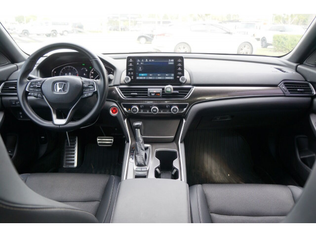 2021 Honda Accord Sport (1.5T I4) Sedan - 067996DA - Image 25