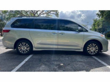 2019 Toyota Sienna Limited Premium 7 Passenger Minivan -  - Thumbnail 6
