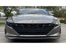 2022 Hyundai Elantra SE Sedan -  - Thumbnail 2