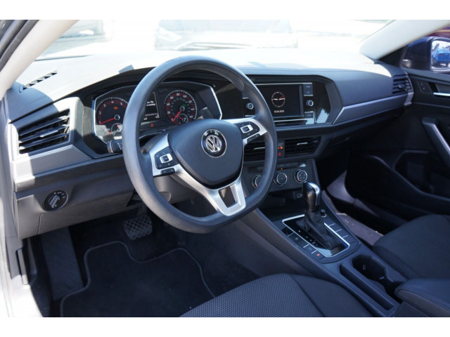 2019 Volkswagen Jetta SE Sedan - 128406 - Image 12