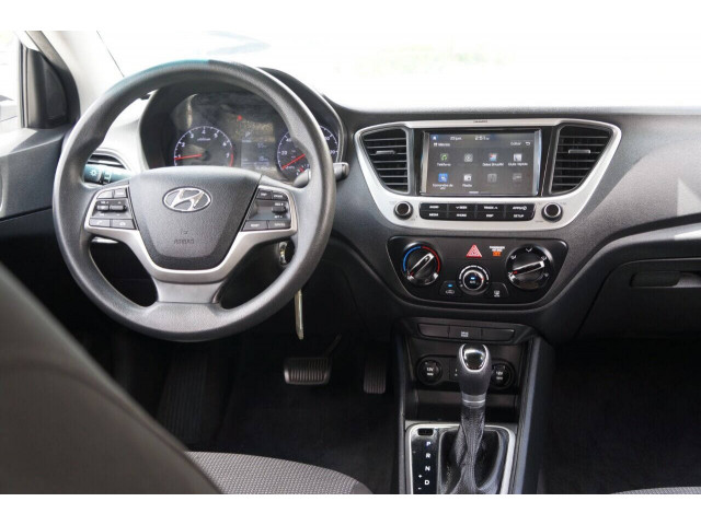 2019 Hyundai Accent SE 6A Sedan - H088083 - Image 23