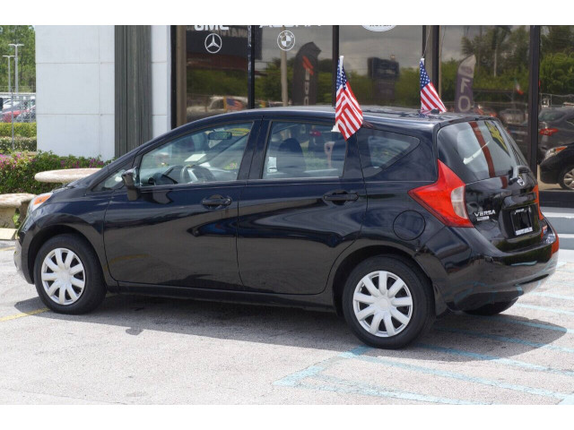 2016 Nissan Versa Note S Hatchback - H374613 - Image 5