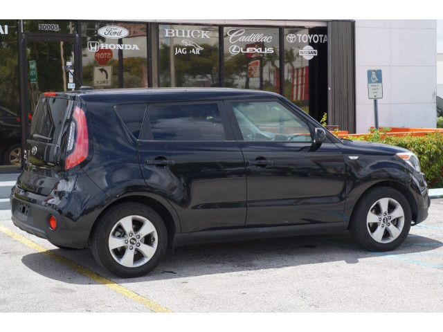 2019 Kia Soul Base 6A Crossover - H920792 - Image 7