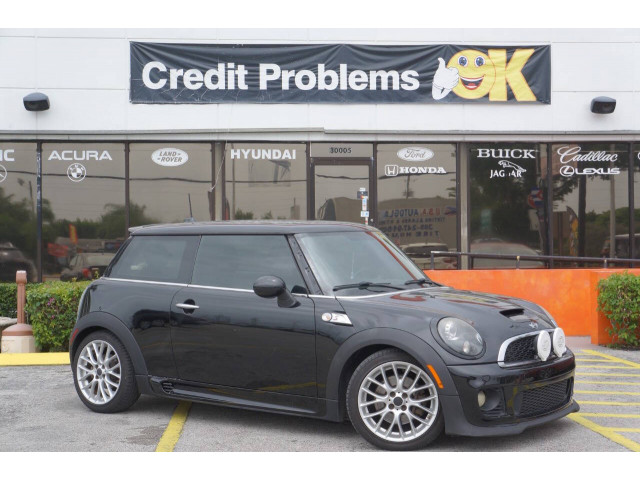 2013 MINI Hardtop Cooper S Hatchback - 397239H - Image 1