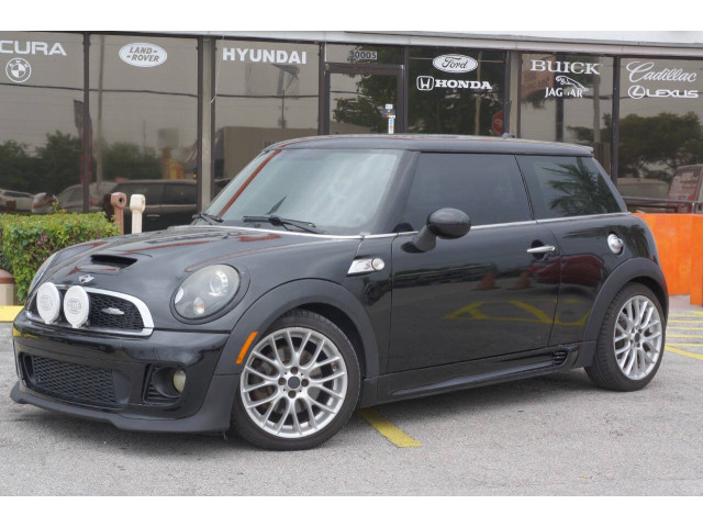 2013 MINI Hardtop Cooper S Hatchback - 397239H - Image 3