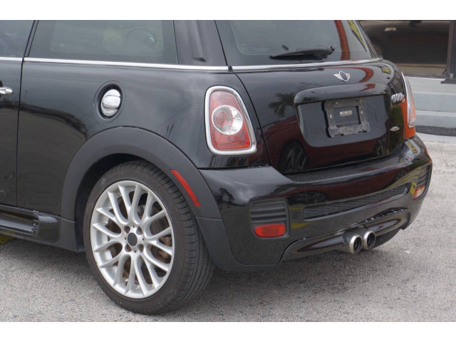 2013 MINI Hardtop Cooper S Hatchback - 397239H - Image 10