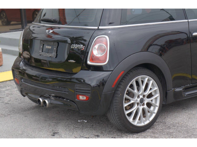 2013 MINI Hardtop Cooper S Hatchback - 397239H - Image 11