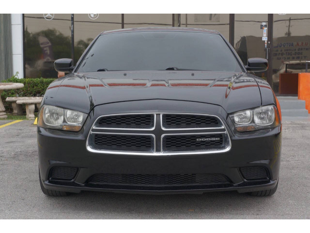 2012 Dodge Charger SE Sedan - 111263H - Image 2