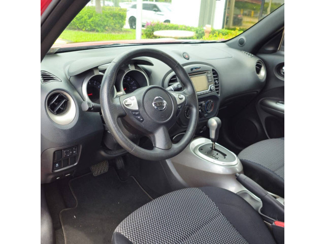 2015 Nissan JUKE S Crossover - 513694 - Image 17