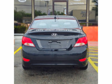 2016 Hyundai Accent SE 6A Sedan - 120106 - Thumbnail 5