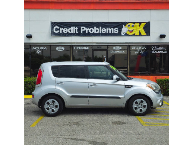 2013 Kia Soul Base 6A Crossover - 508531 - Image 6