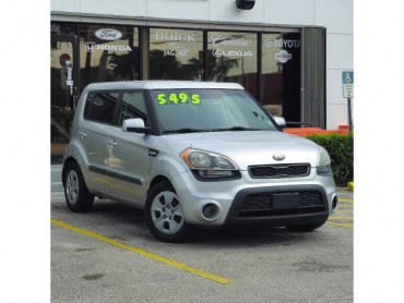 2013 Kia Soul Base 6A Crossover - 508531 - Image 1