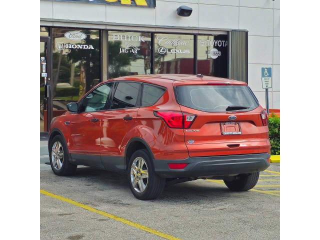 2019 Ford Escape S SUV - B47720 - Image 5