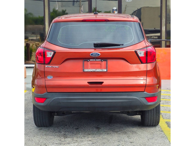 2019 Ford Escape S SUV - B47720 - Image 6