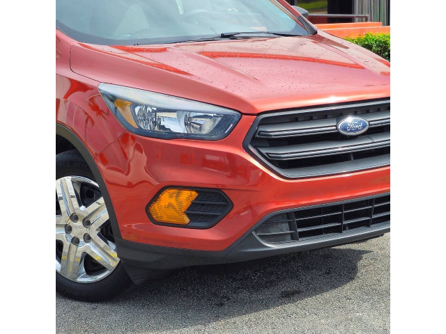 2019 Ford Escape S SUV - B47720 - Image 9