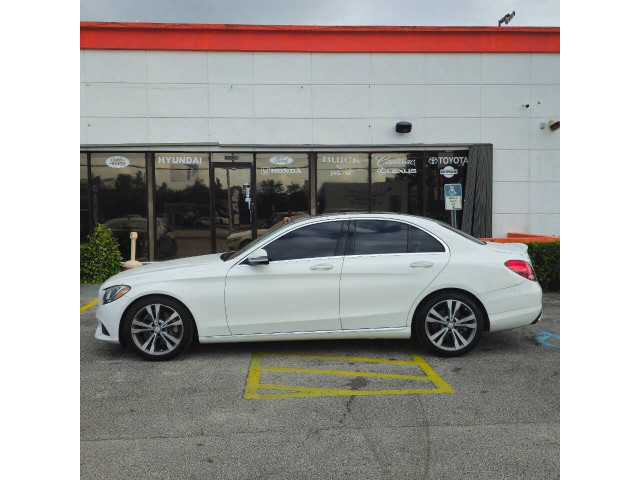 2016 Mercedes-Benz C-Class C 300 Luxury Sedan - 138877 - Image 4