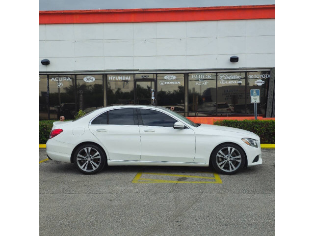 2016 Mercedes-Benz C-Class C 300 Luxury Sedan - 138877 - Image 8