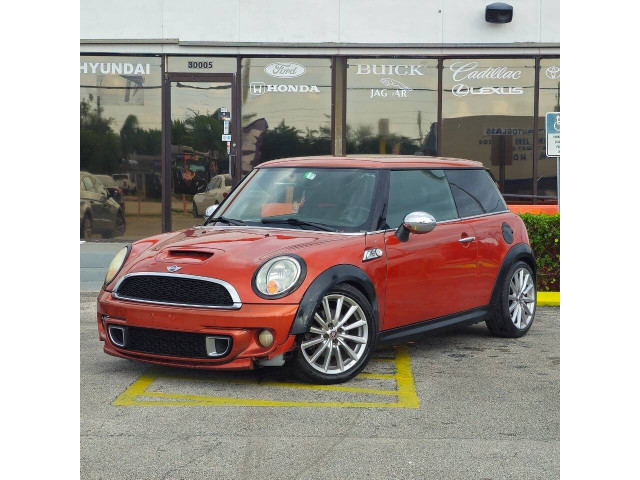 2011 MINI Cooper S Hatchback - Y14152 - Image 3