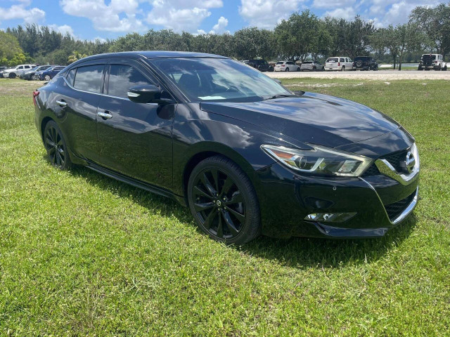 2017 Nissan Maxima 3.5 SR Sedan - 426738 - Image 1