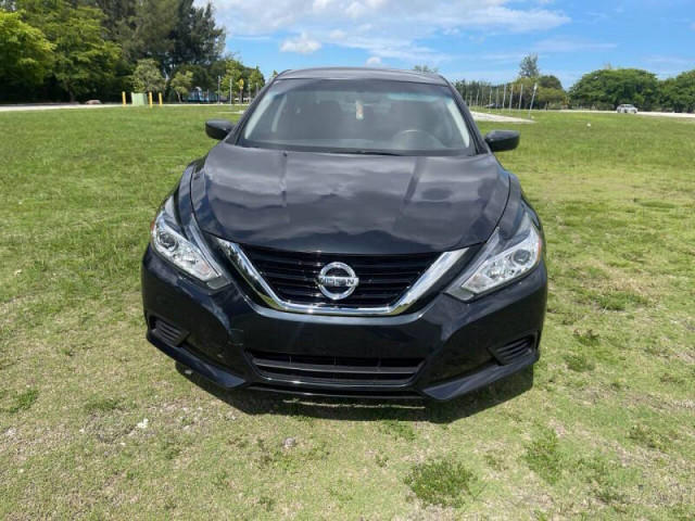 2018 Nissan Altima 2.5 S Sedan - 472161 - Image 2