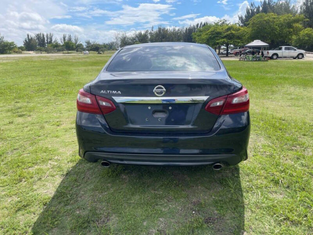 2018 Nissan Altima 2.5 S Sedan - 472161 - Image 8