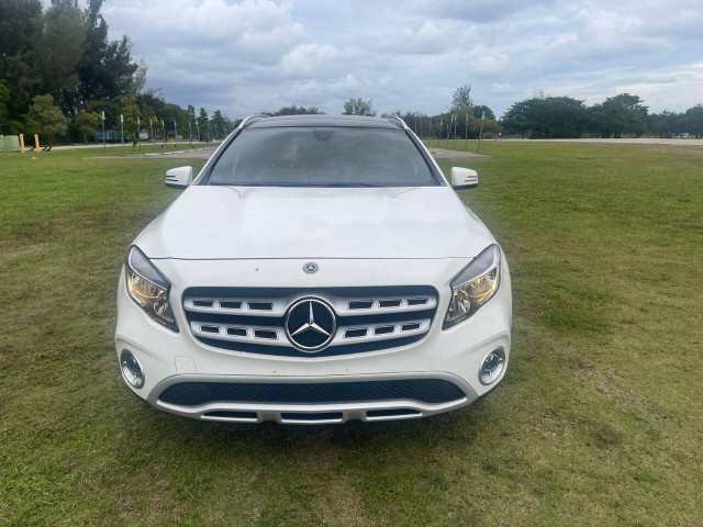 2018 Mercedes-Benz GLA GLA 250 4MATIC SUV - 517568 - Image 2