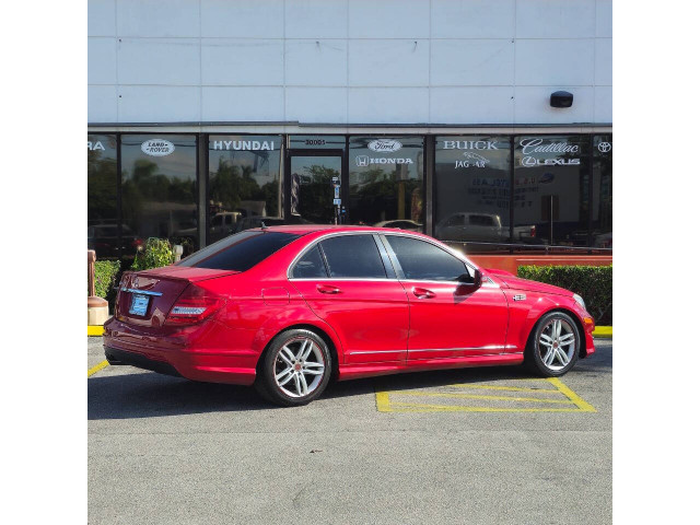 2014 Mercedes-Benz C-Class C 250 Sport Sedan - 963883 - Image 7