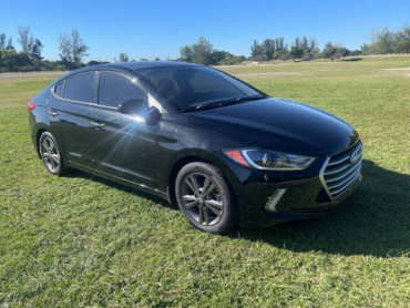 2018 Hyundai Elantra SEL (US) Sedan - 382578 - Image 1