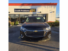 2019 Chevrolet Traverse LT Cloth w/1LT SUV - 172039 - Thumbnail 2